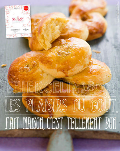 Pain de la Sainte Lucie au safran, St Lucia saffron bread, lussekatt, Lussekatter ou saffransbullar, lussebulle, santa lucia brugg, buns, bread, pain brioche au safran fait maison c'est tellement bon